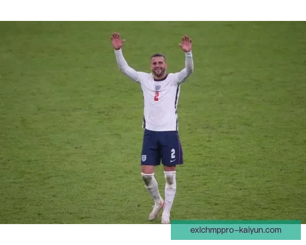 沃克边后卫风格持续提升，展现出稳定的防守和进攻能力